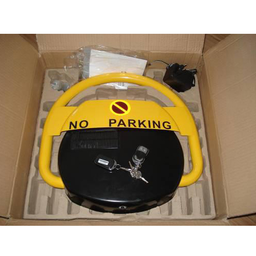 D-parking lock with solar panel